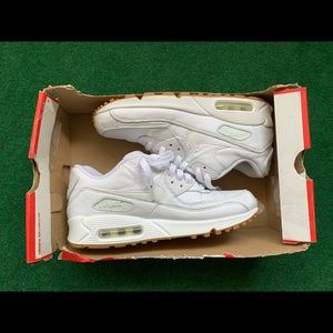 All White Nike Air Max 90